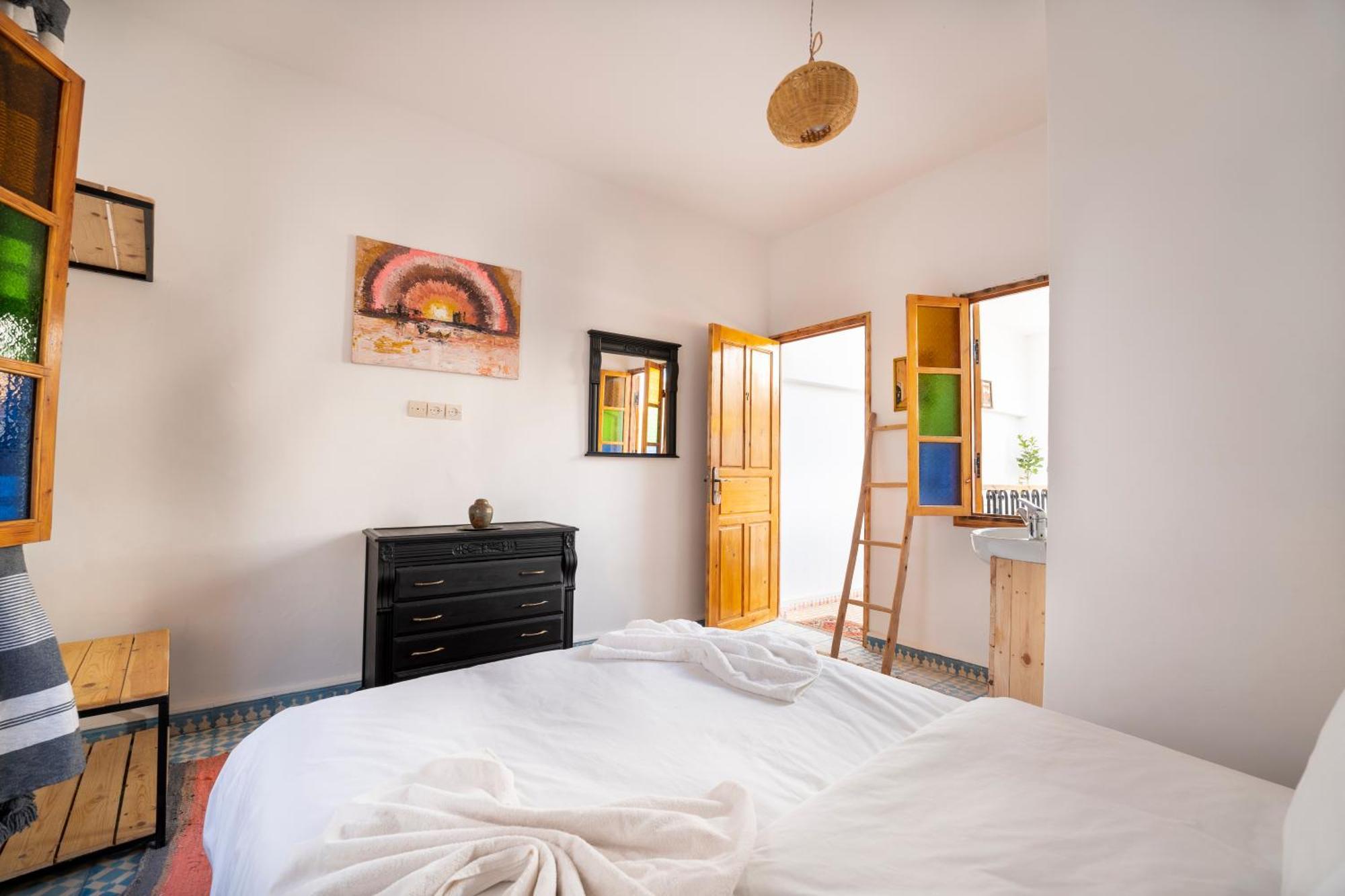 Giraffe Hostel-sea View Rooftop * Essaouira