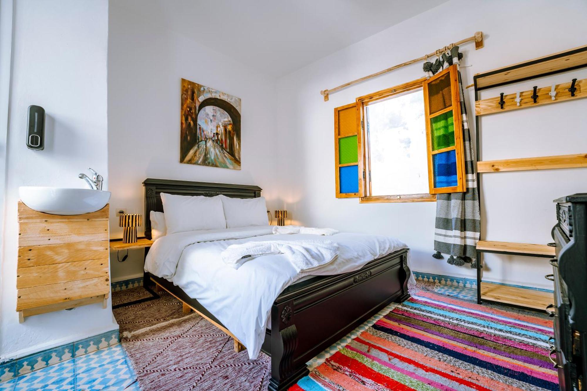 Giraffe Hostel-sea View Rooftop * Essaouira